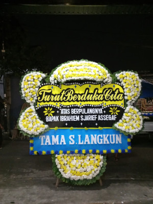 Papan Bunga Duka di Duyu